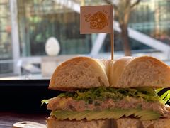 吞拿鱼船长-Catch Bagel(芳草地店)