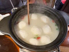 -魏铭鱼头捞饭(晋阳路店)