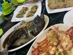 -龙湾海鲜渔村餐厅(亚龙湾店)