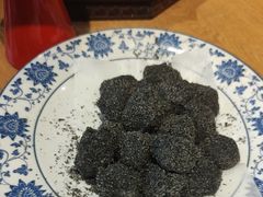 -头上红煨盐鸡·非遗院子餐厅