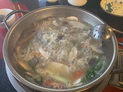 -老石黑山羊毛驴肉火锅(金凯广场店)