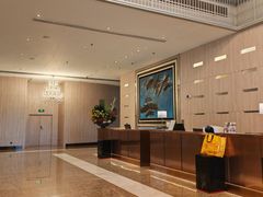 -上海虹桥西郊假日酒店