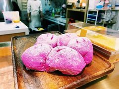 火龙果之子-木子木水日式烫面包(世界城光谷店)