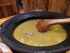 -老滇山寨•云南特色菜•地方菜•民族风情歌舞表演(金碧店)