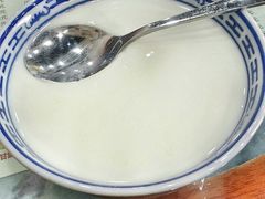 -赵记传承特色牛奶甜品(泉城广场店)