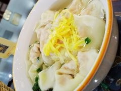 -笑来喜馄饨小笼工坊(通扬路店)