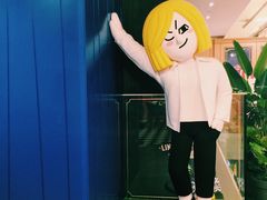 -LINE FRIENDS Garosu-gil Flagship Store