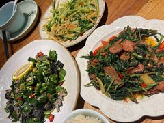 景颇族薄荷鬼鸡-缘生态云南菜·野生菌庭院餐厅(华侨城店)