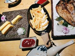 -晶吉·居酒屋·日本料理·烧鸟(中山区民主广场经典生活店)