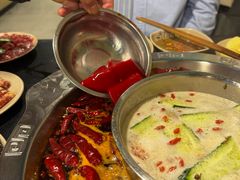 -洞亭火锅(防空洞总店)