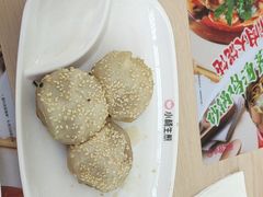 -小杨生煎(金山百联购物中心3楼店)