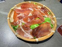 -阿婆情腊排骨火锅·野生菌季(古城旗舰店)