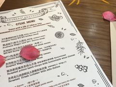 -Mark&Mars Restaurant