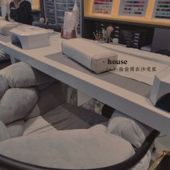 -赫本轻奢美颜中心