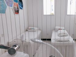 -痘敏医生专业祛痘连锁