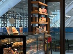 -星巴克(青岛火车北站候车大厅店)