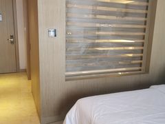 -兴芮温泉度假区