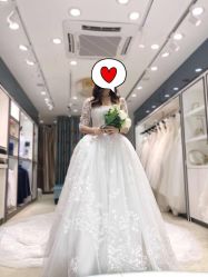 -予白婚纱礼服馆