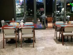 大堂-院子君亭亚洲厨房花园餐厅