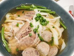 越南火车头河粉-港丽餐厅