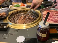-極屋鮨牛 · 烧肉酒场(时代C馆店)