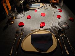 -弦月窗LUNETTE BY AMANDA(复兴路店)