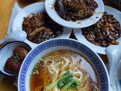 -沪西老弄堂面馆(定西路店)