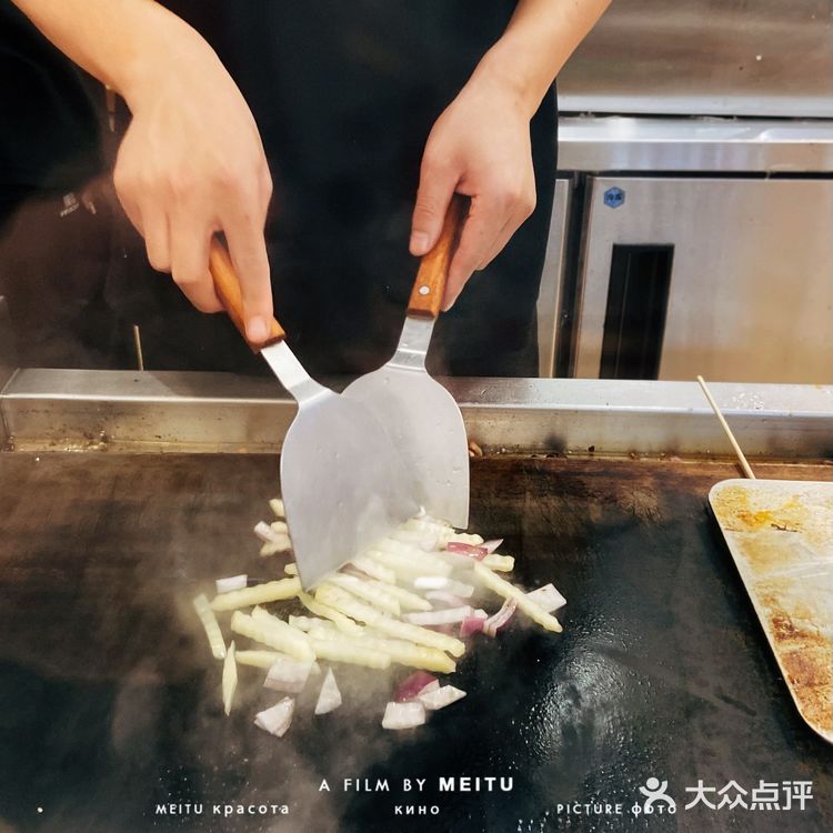 希望生活里不是只有我在付出，还好有你
