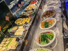 自助取餐区-渔民船说·北塘海鲜·天津菜·海肠捞饭(北塘古镇店)
