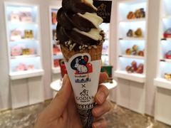 大白兔-GODIVA(月星环球港店)