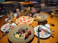 -JINNS锦时 steak&pizza(浸信会礼拜堂旧址店)