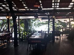 -卷心菜和避孕套餐厅(Pattaya)