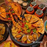 你可以永远相信上海新疆菜！烤包子太好吃了！  