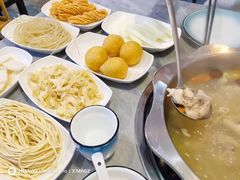 -光头药膳鸡(莱茵小镇店)