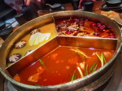 黄金奔驰锅-湊湊火锅·茶憩(石家庄万象城店)