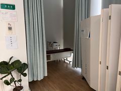 -APT运动康复中心(徐汇万科店)
