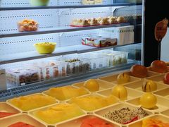 -涨巢·潮玩水疗局