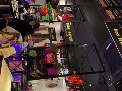 -何师烧烤·香辣蟹·川菜·30年老品牌(太古里旗舰店)