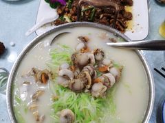 -六和聚传统烤鸭.天津菜(和平店)