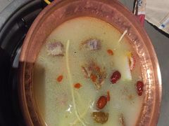 -阿婆情腊排骨火锅·野生菌季(古城旗舰店)