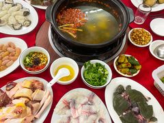 -花苑美食横琴生蚝火锅(拱北粤华路店)