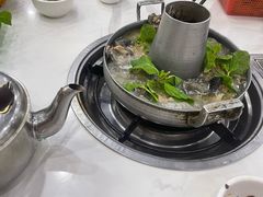 -阿妈土锅鸡