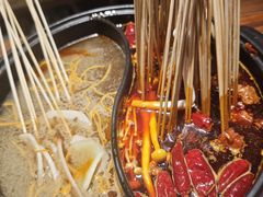 -郑记·古法黑砂锅串串(龙泉店)