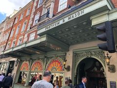 -The Diamond Jubilee Tea Salon at Fortnum & Mason