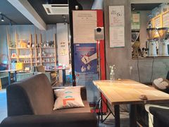 -新沙洞咖啡(泉乐坊店)