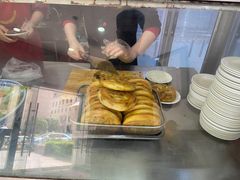 -牛一嘴·兰州牛肉面·大盘鸡(财富中心店)