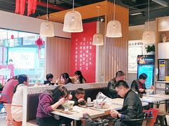 大堂-云味馆米线(红花湖店)