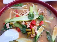 -牛八宝桂林米粉(八里庄店)