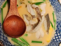 -荣家黄鱼面(前滩太古里店)