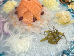 顺德捞起鱼生-拾分大排档·顺德鱼生·炭火羊肉煲·海鲜烧烤(南海桂城店)
